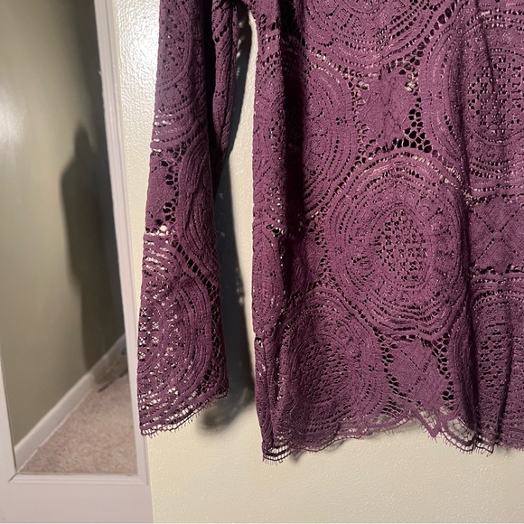 Loft Lace Blouse Plum Purple Eyelash M - Picture 5 of 10